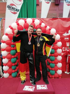 Arne-Genz-Weltmeister-im-Kicboxen-2022-in-Wales